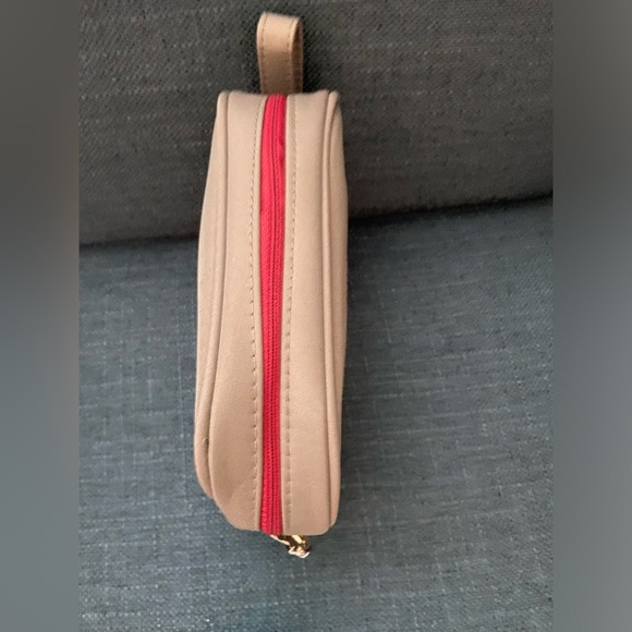 NWOT Salvatore Ferragamo Travel Toiletry Pouch +5 Toiletries Incanto Pour Homme - Picture 8 of 15